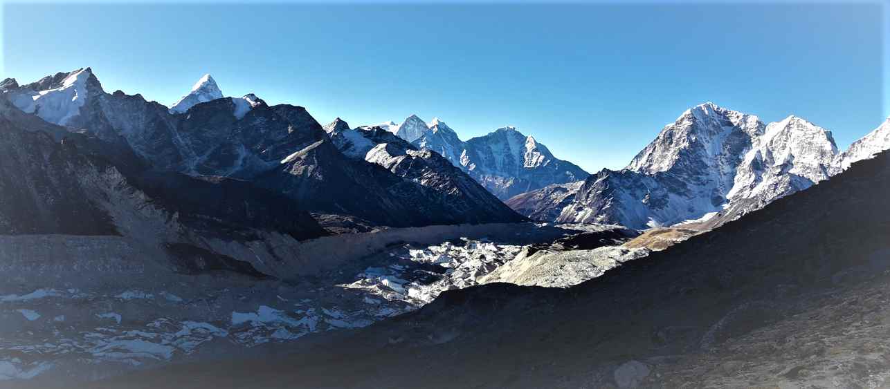 Mountains: On the way to Everest Base Camp Trek 
